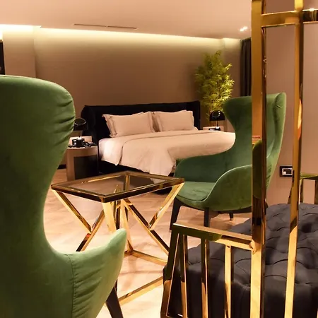 Unik 酒店 Selitë e Vogël