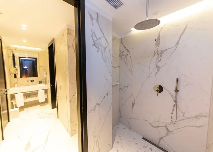 Unik Selitë e Vogël