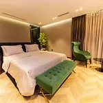 Unik 4* Selitë e Vogël