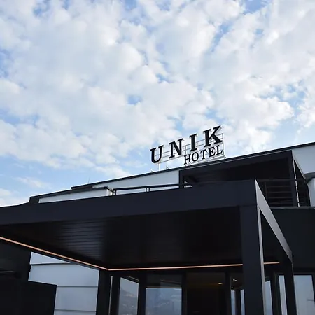 Hotell Unik Tirana