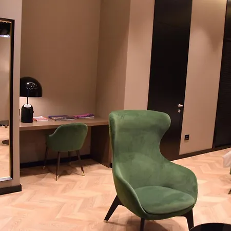 Hotel Unik 4*