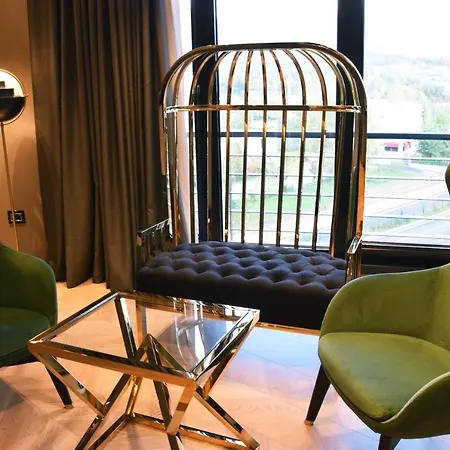 Unik 4* Tirana